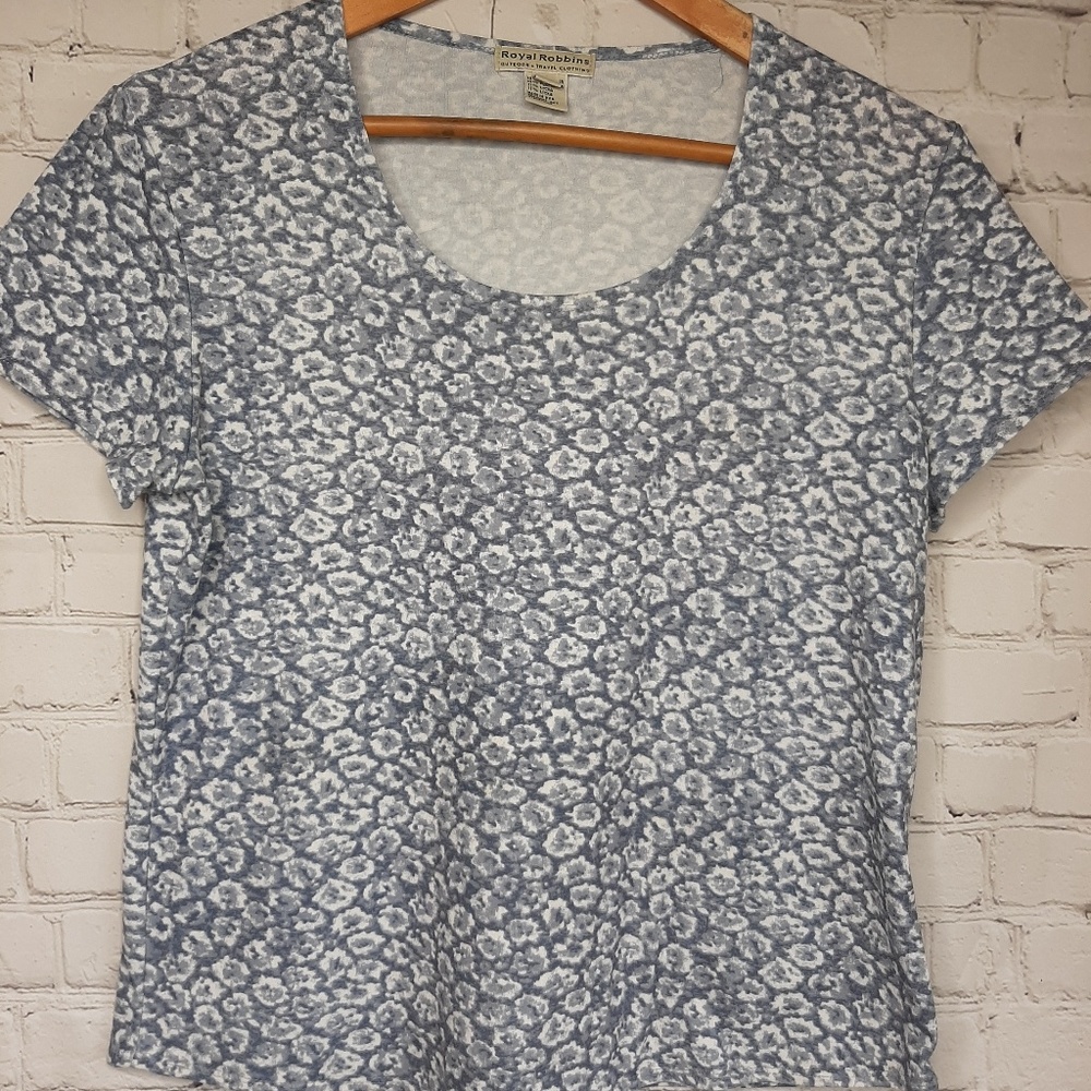 🎀 4/$25 Royal Robbins shirt size M - Picture 2 of 5